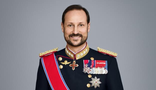Новим королем Норвегії став син покійного монарха Гокон Новим королем Норвегії став син покійного монарха Гокон