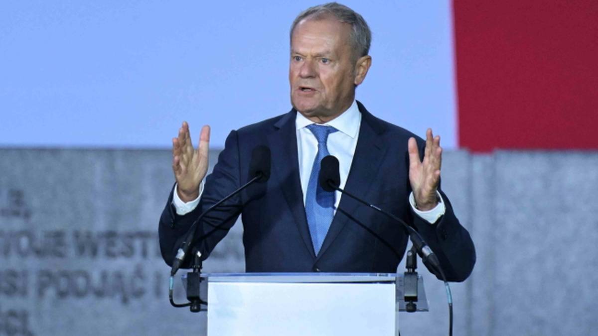 Туск заявив про "вирішальні місяці" не лише для України, а й для Польщі Туск заявив про "вирішальні місяці" не лише для України, а й для Польщі