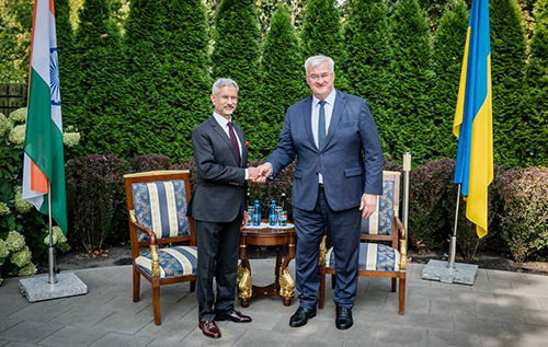 Перший такий візит: в Україну приїхав глава МЗС Індії