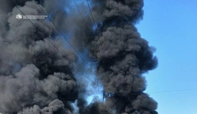 Росіяни повторно вдарили по Дніпру: є загиблі та поранені Росіяни повторно вдарили по Дніпру: є загиблі та поранені