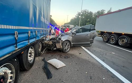 У Києві сталась смертельна ДТП, в якій загинули 27-річна жінка і дитина У Києві сталась смертельна ДТП, в якій загинули 27-річна жінка і дитина