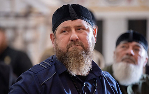 Кадирова оголосили переможцем "виборів" глави Чечні із 99,85% голосів Кадирова оголосили переможцем "виборів" глави Чечні із 99,85% голосів