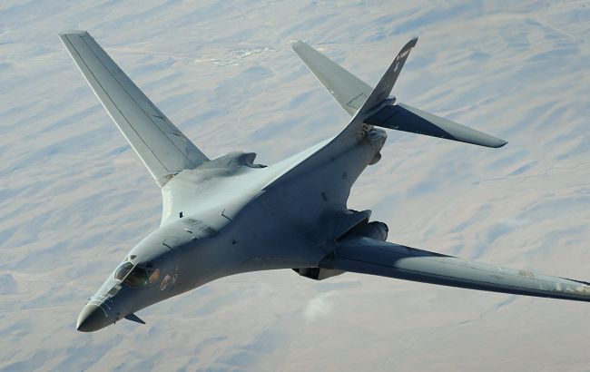 США вивели усі бомбардувальники з авіабази у Британії через загрозу теракту США вивели усі бомбардувальники з авіабази у Британії через загрозу теракту