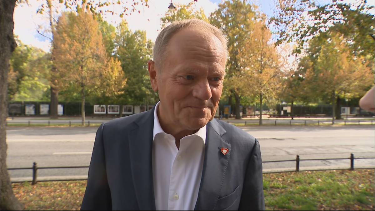 Туск відреагував на заяву Навроцького про військову базу імені Трампа Туск відреагував на заяву Навроцького про військову базу імені Трампа