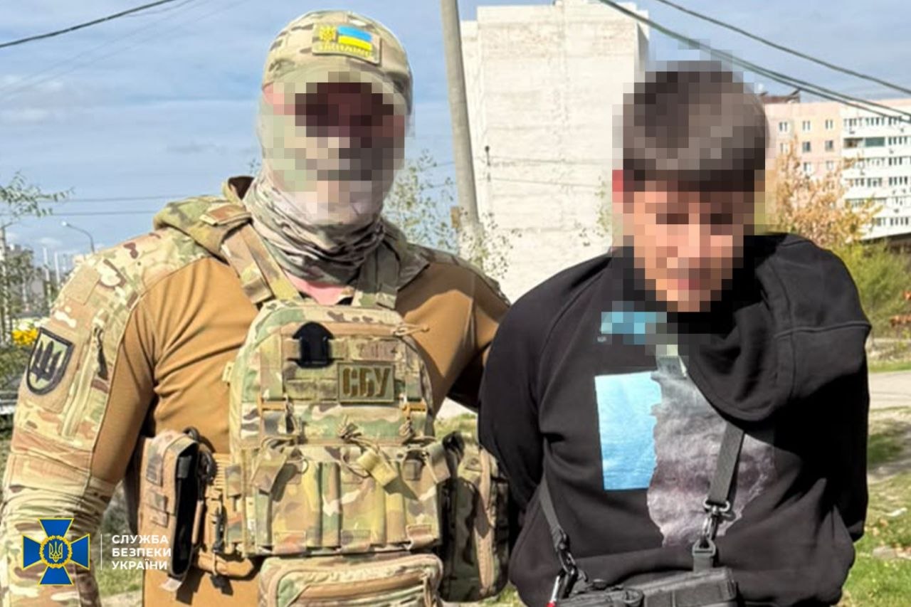 СБУ викрила ще чотирьох ворожих поплічників, які "підключали" рашистів до "Старлінку"