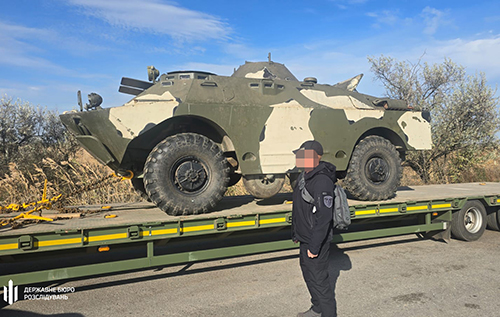 Ексзаступника командира бригади ЗСУ підозрюють у викраденні бронемашини та 300 кілограмів вибухівки