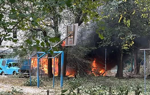 У Кременчуці російський дрон влучив у багатоквартирний будинок: є загиблі У Кременчуці російський дрон влучив у багатоквартирний будинок: є загиблі