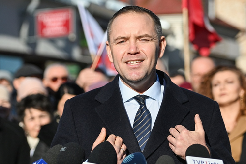  Навроцький підписав резолюцію на перекидання військ НАТО до Польщі 