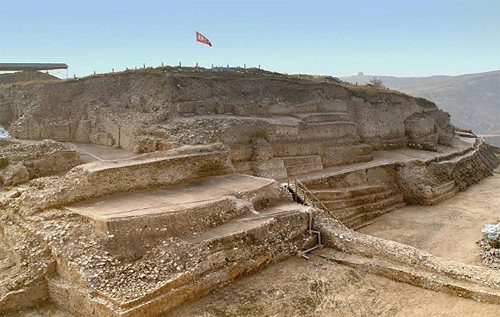 Археологи знайшли в Китаї загублене місто з давньою пірамідою. ФОТО