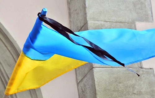 Сьогодні в Україні відзначають День пам'яті захисників України та вшановують пам'ять загиблих. ВІДЕО