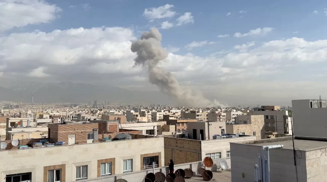 США та Ізраїль завдали понад 16 000 ударів по Ірану менш ніж за три тижні, - WSJ 