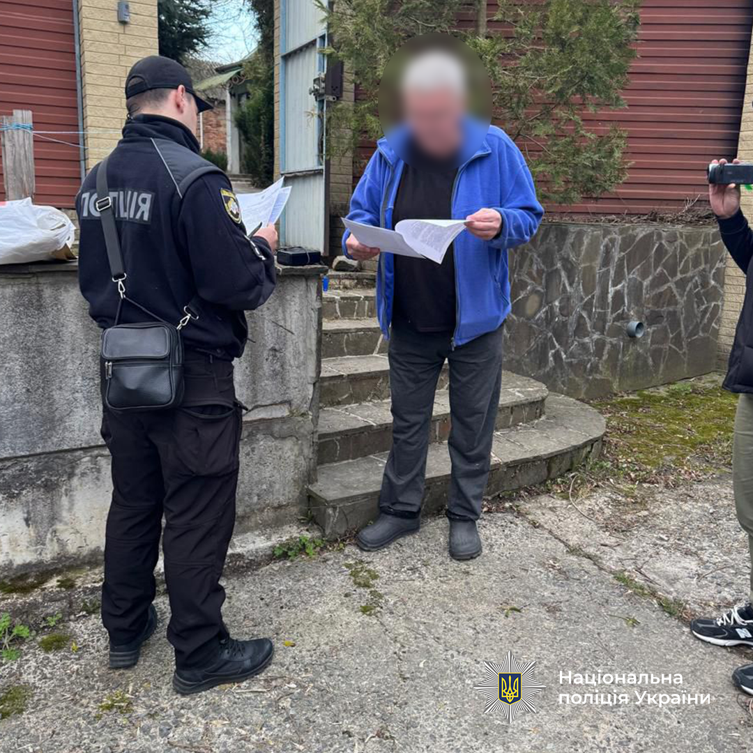 Масштабні обшуки у 15 областях: нацполіція викрила схему з дровами для ЗСУ на 100 млн гривень