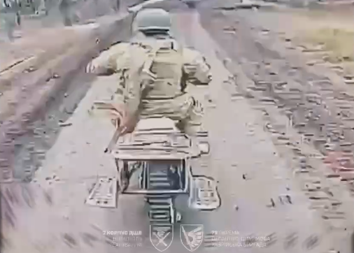 Поблизу Часового Яру ЗСУ дронами спалили мотоштурм ворога