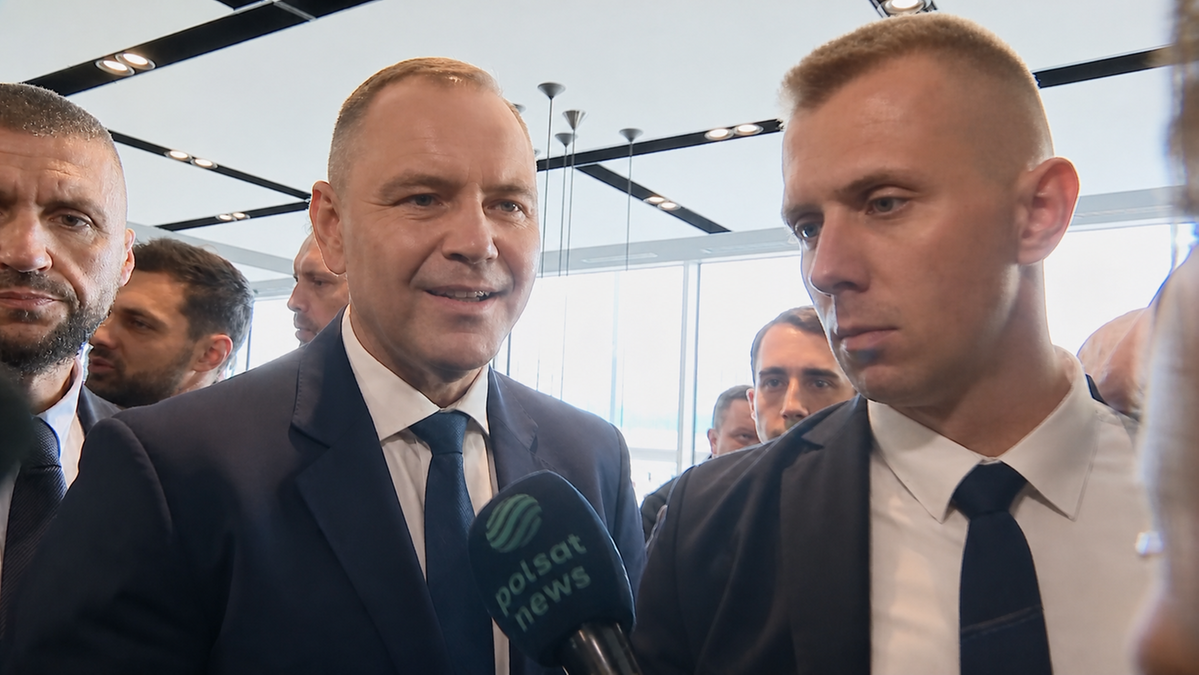 Навроцький звернувся до Зеленського на тлі скандалу з орденом Білого Орла