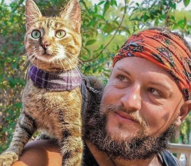 Як боснійська кішка і шотландський зварювальник знайшли одне одного і підкорюють світ