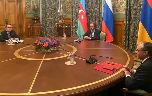 Азербайджан и Армения договорились о перемирии и обмене пленными