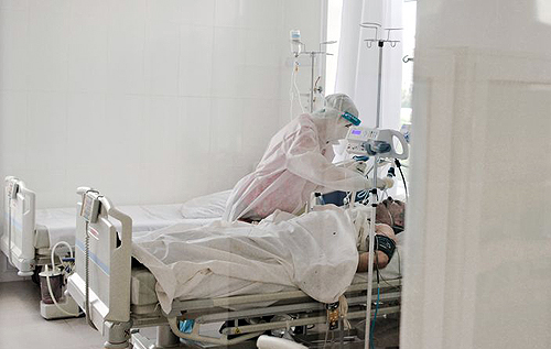 Лікарні абсолютно не готові: хворий на коронавірус розповів про лікування в Києві
