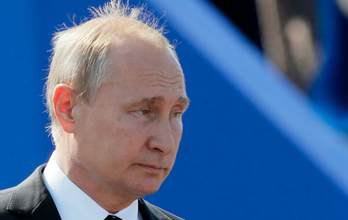 Игорь Эйдман: Кремль проводит спецоперацию "Не трогайте Путина, он и так уходит"