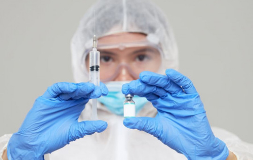 Россияне испытали свою вакцину от коронавируса на боевиках "ДНР": результаты печальны