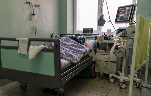 "Такого за свою жизнь еще не видел": Врач житомирской "ковидной" больницы рассказал о сортировке больных и проблемах с кислородом. ВИДЕО