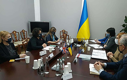 Денисова назвала кількість українців, які перебувають в полоні на Донбасі