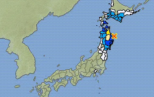 В результате землетрясения у берегов Японии пропало электричество и остановились поезда