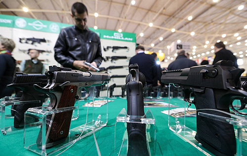 В МВС розповіли, що незабаром зброю в Україні можна буде купити дуже легко