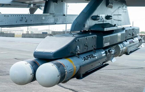 ВВС США испытали систему высокоточного оружия "Золотая Орда" с одновременным применением сразу четырех авиабомб