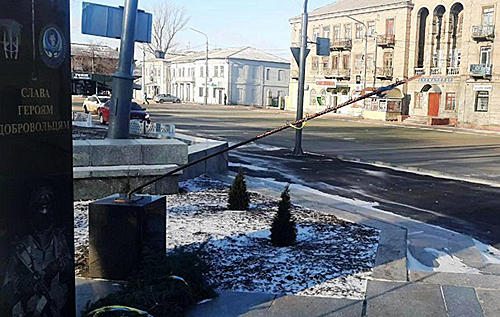 У Лисичанську вандали пошкодили пам'ятник загиблим в АТО добровольцям