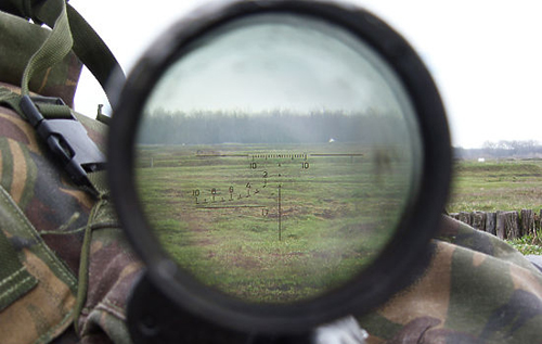 Близько 50 російських снайперів постійно перебувають на Донбасі, – розвідка