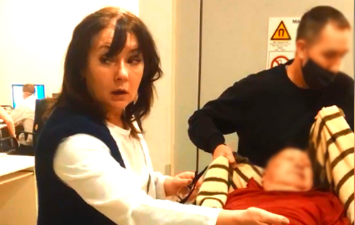 Не дай бог попасть на прием: сети разгневало видео с пьяным врачом в больнице Харькова