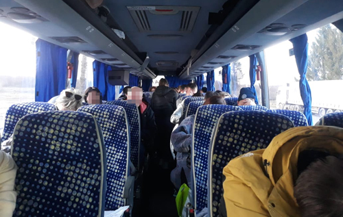 В Україну не пустили цілий автобус пасажирів з Білорусі з підробленими ковід-довідками