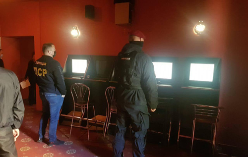 У Черкасах накрили мережу підпільних онлайн-казино. Організаторам загрожує штраф понад півмільйона гривень