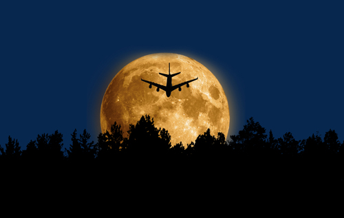 Австралийская авиакомпания подготовила концептуальный рейс "Доставь меня на Луну"