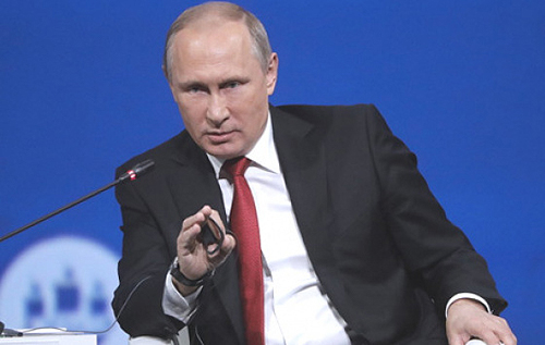 Российский политолог рассказал, почему Украина представляет угрозу для Путина