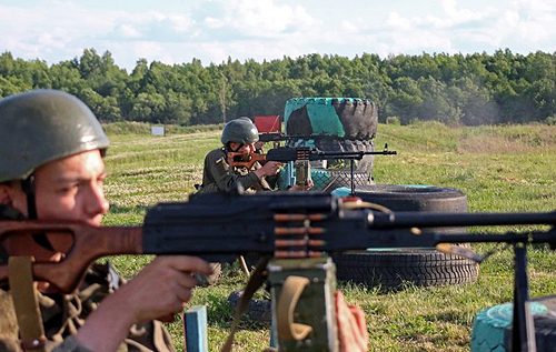 Кулеметники Нацгвардії під час навчаннь розстріляли "піхоту противника". ФОТО