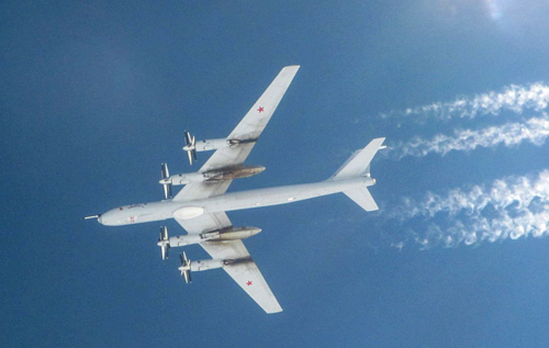 Британские истребители перехватили два российских самолета Ту-142
