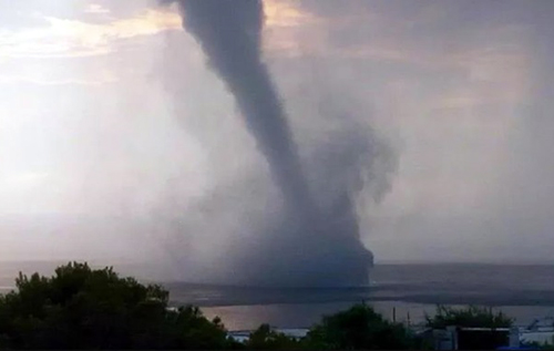 На итальянский остров обрушился торнадо: есть жертвы