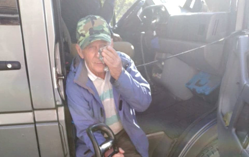 В Запорожье водитель маршрутки ударил пенсионера и вызвал истерику у детей. ВИДЕО