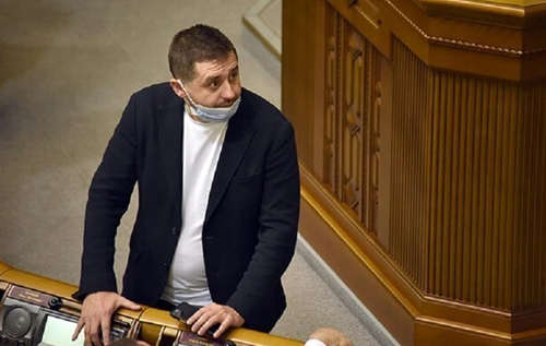 Арахамія натякнув на відставку Разумкова, спікер ВР заявив про тиск