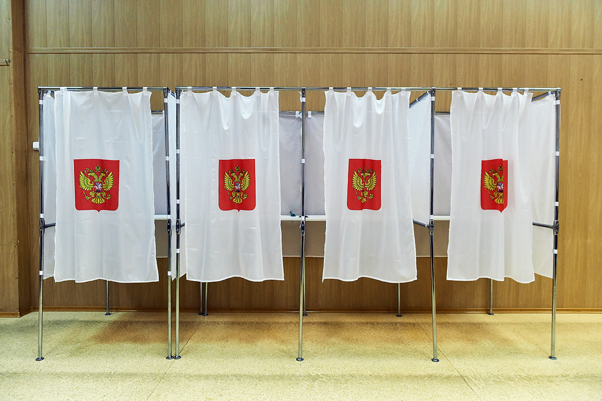 Зачем Кремлю нужно было так грубо проводить выборы в Госдуму? – Виктор Небоженко 