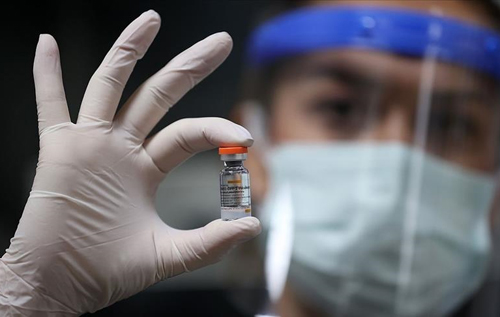 Інфекціоніст назвав перевагу непопулярної в Україні вакцини