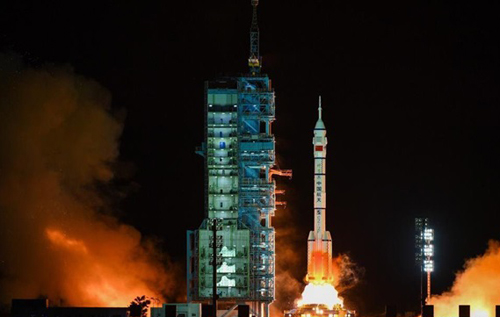Китай запустил свою самую длительную космическую миссию. ВИДЕО