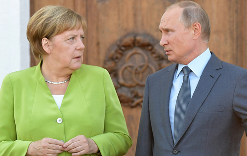 Меркель призналась, что осознала разногласия с Путиным еще в 2001 году