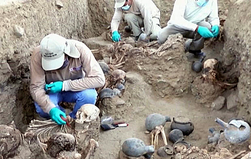 Археологи обнаружили в Перу массовое захоронение доколумбовой эпохи