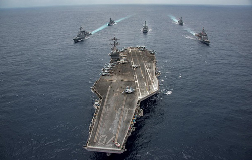 США начнут оснащать эсминцы и подлодки гиперзвуковым оружием