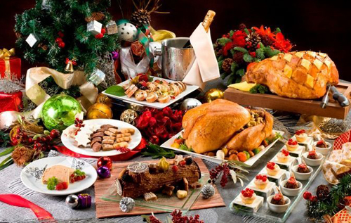 Готуємось до Нового року: як правильно вибрати ікру, ковбаси, торти, мандарини та інші продукти
