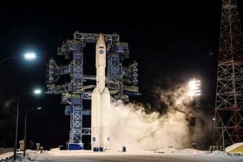 Российский 20-тонный макет военного спутника может упасть на Землю