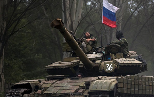 Войска РФ окружили Украину с трех сторон, – NYT