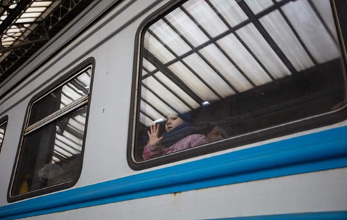 На Донеччині ворог обстріляв евакуаційний потяг, є жертви